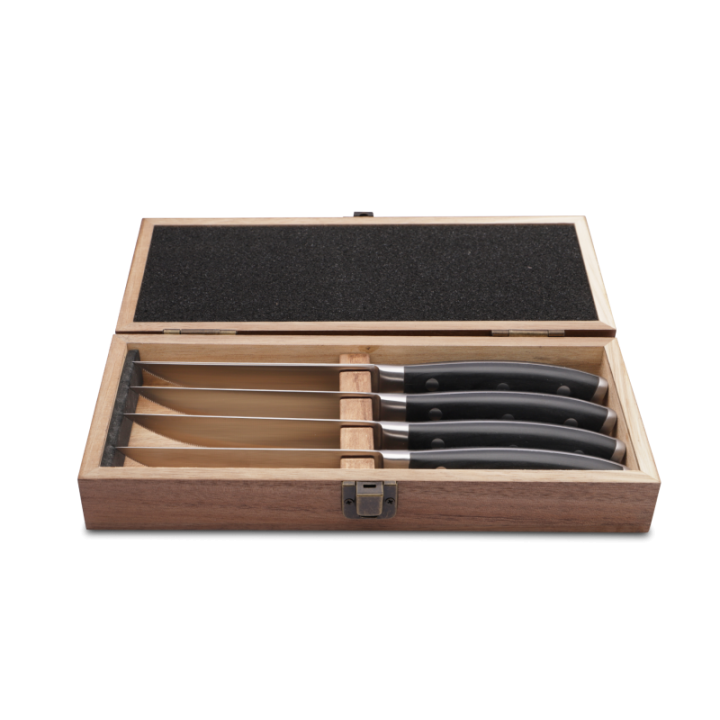 Steakové nože s dřevěnou rukojetí - sada 4 kusů v dřevěné krabičce