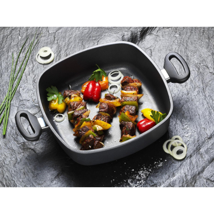 Indukční hranatá pánev SKK 28x28/8 cm včetně poklice