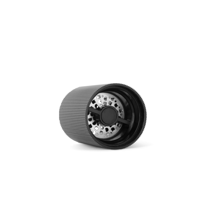 Černý mlýnek na chilli s ocelovým řezacím mechanismem